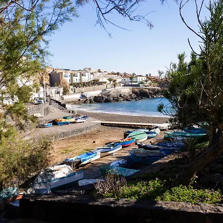 Peaceful Coastal Stay, *