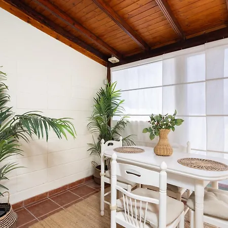 Peaceful Coastal Stay, Lejlighed